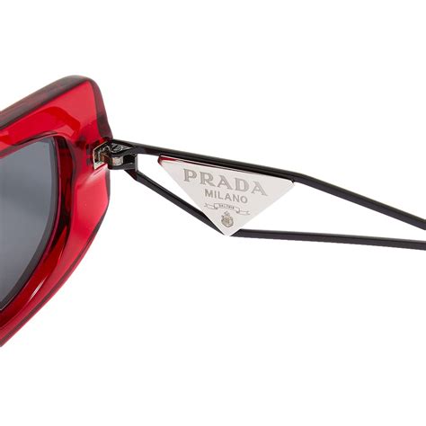 Prada Eyewear Pr 14ys Sunglasses Red End Se