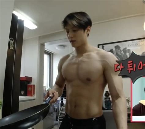 Legendary Kpop Abs ♂️ On Twitter 2213 Minhyuk Btob