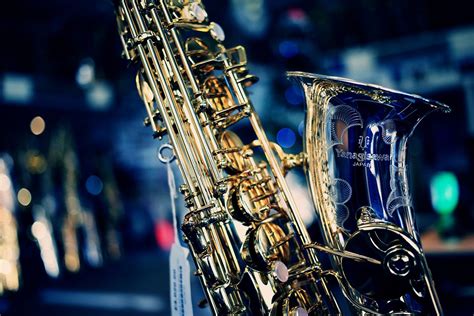 Sax.co.uk - The Worlds Leading Saxophone Specialist | Saxophone, Soprano saxophone, Saxophone reeds