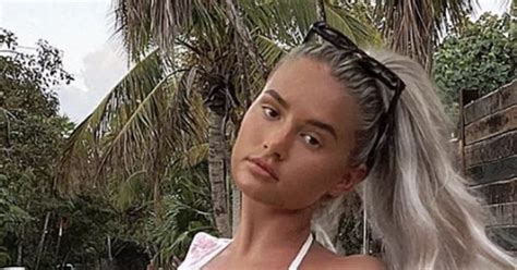 Molly Mae Hague Wears £15k Belly Chain To Beach In Mexico In Latest Bikini Snaps Ok Magazine