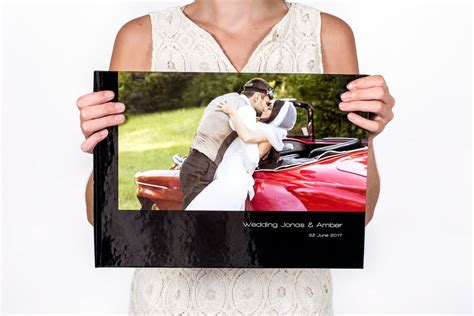 The great thing about coffee table books is that there's one for every kind of person in your life. XL Coffee Table - Photo Books Online | Smartphoto UK