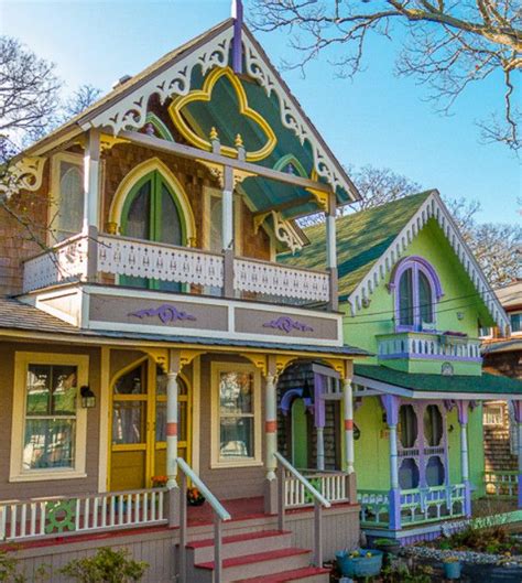 Marthas Vineyards Gingerbread Cottages Are So Cool Around The World L Gothic Revival