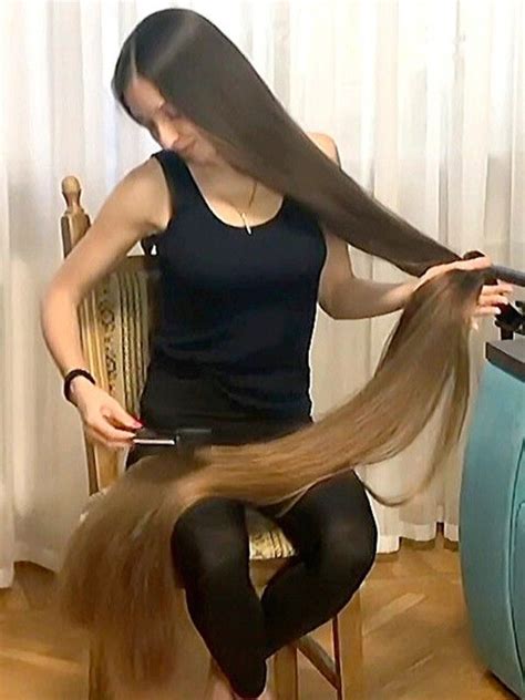 Video Extreme Floor Length Hair Brushing Superlange Haare Haare