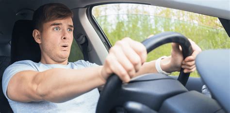 tips to cope with panic attacks while driving