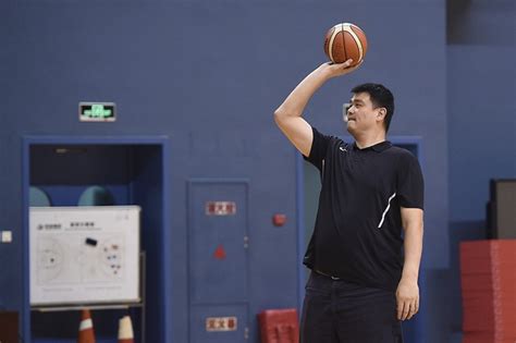 Jun 06, 2021 · 但湯普森近期也在開遊艇時直播談到「回想起總冠軍戰的時光，那是我最後一次品嚐籃球帶給我的感覺，我太想念出戰總冠軍戰的時光。 神射湯普森上次出賽是2019年6月14日，勇士在冠軍戰g6對陣暴龍，再過8天就整整過了2年，預計新季可望重返，只是目前尚不知. 姚明首次做籃球主播談訓練技巧：曾日投籃1500次 重復訓練肌肉記憶 | UPower