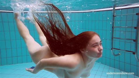 Naked Babes Underwater Ncee