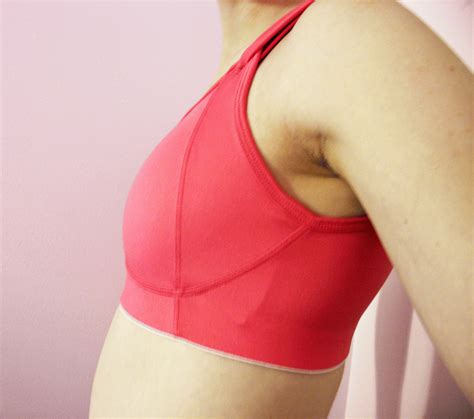 Unfollow sports bra adjustable to stop getting updates on your ebay feed. Pretty Petite Lingerie: Moving Comfort Fiona Sports Bra Review