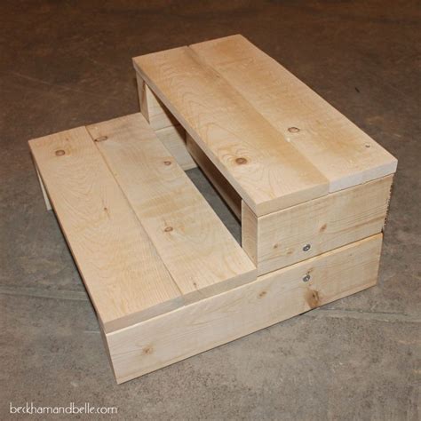 Super Simple Kids Diy 2x4 Wood Step Stool Woodworking Projects Diy