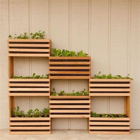 Stacking Boxes Is A Simple And Practical Way To Provide A Garden To