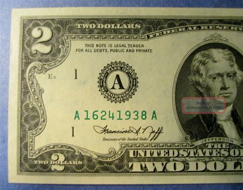 Two Dollar Bills In Sequence Uncirculated 1976 Total Of 2