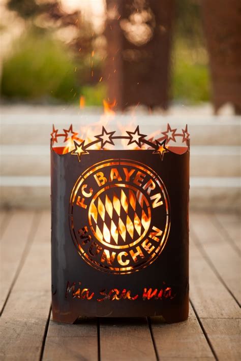 Nicht nur ist hier der kühlschrank, in der küche finden meist auch die wichtigsten gespräche und die besten partys statt. Offizieller Feuerkorb des FC Bayern München Mia san mia ...