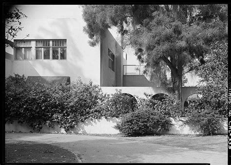 Landmark Houses Irving Gills Dodge House West Hollywood San