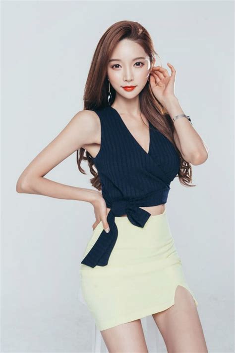 Asian Girl Korean Model Female Poses Asian