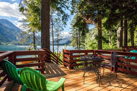 Kitchen 1 king lake view cabin. Swissmont Lake view - Lodge at Stehekin | Lodge, Rustic ...