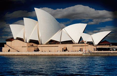 Sydney Opera House S