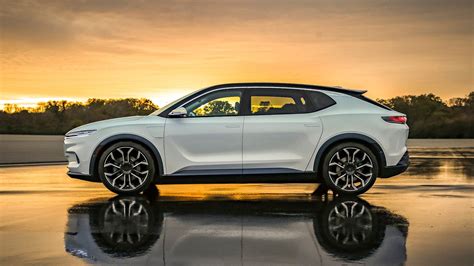 Chrysler Saranno Almeno 3 Le Auto Elettriche In Arrivo Entro Il 2028