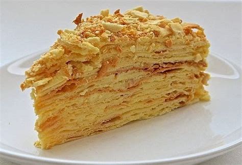 Попробуйте приготовить вкусное лакомство из детства на сковороде со сгущенкой или заварным кремом. Кулинарные рецепты : Торт «Наполеон» на сковороде