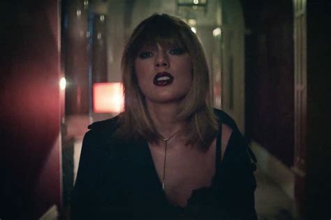 15 Faces Taylor Swift Makes In Her New Music Video