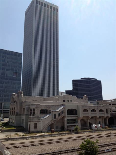 The Bok Tower In Downtown Bail Bondsman Bok Tower Tulsa Business