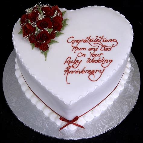 Diamond wedding anniversary cake serves up to 42 people. 40th wedding anniversary cake ideas | 800px | dream garden ...