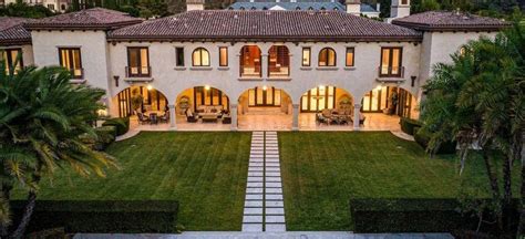 Sofia Vergara S Current Home In Beverly Hills Since June 2020
