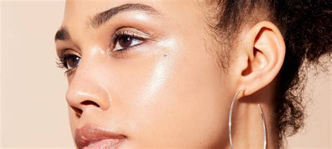 How To Use Highlighter When You Have Oily Skin Loréal Paris