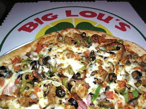 52 Weeks Of Pizza Review Big Lous Pizza On San Antonios South Side