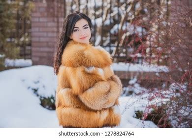 Arabic Woman Fox Fur Coat Black Stock Photo Shutterstock