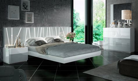 For this reason, we have gathered together this the reason this bedroom style is getting so popular lately, is because of the cleanliness of the interior design. Contemporary European Style Bedroom Set Houston Texas ESF ...