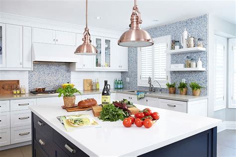 So, a popular fixture in many kitchens and bathrooms worldwide. Sparkling Trend: 25 Gorgeous Kitchens with a Bright ...