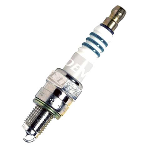 Iridium spark plugs are not the best in terms of performance but nothing can beat their longevity. Denso® 5383 - Iridium Power™ Spark Plug - MOTORCYCLEiD.com
