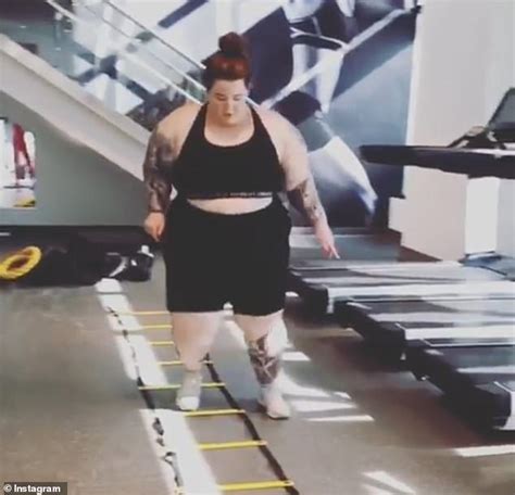 Tess Holliday Poses For An Underwear Selfie And Discusses Fitness