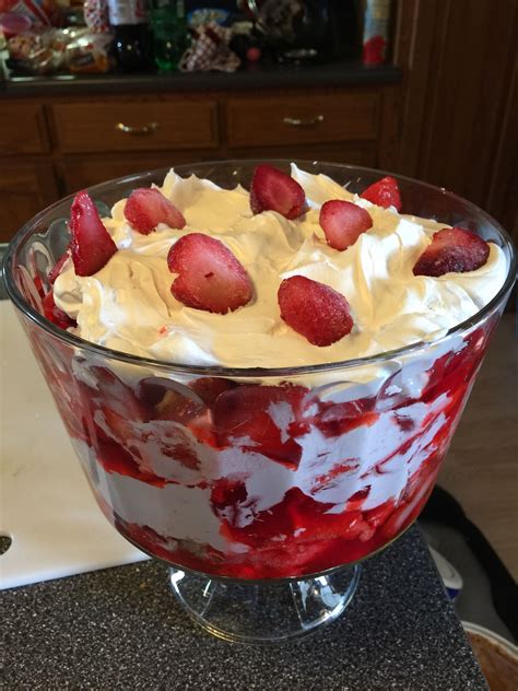 3 beat egg white mixture until whites barely form soft peaks. Sugar-free angel food cake, layered with sugar free jello ...