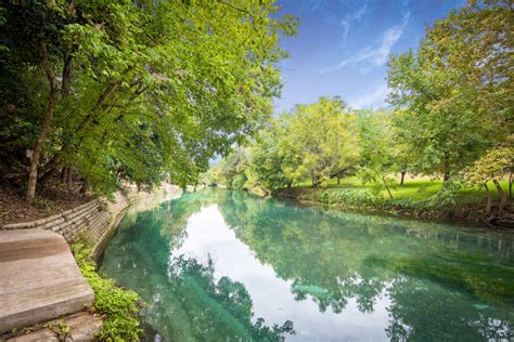 On The Crystal Clear Comal River New Braunfels New Braunfels Comal