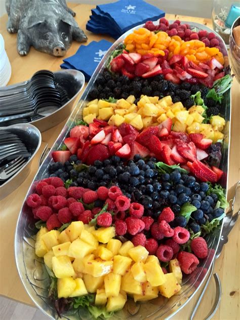 Mixed Greens Salad With Fresh Fruit Graduation Party Foods Food