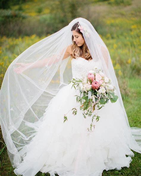 Wedding Dress With Veil Mfathiryulia