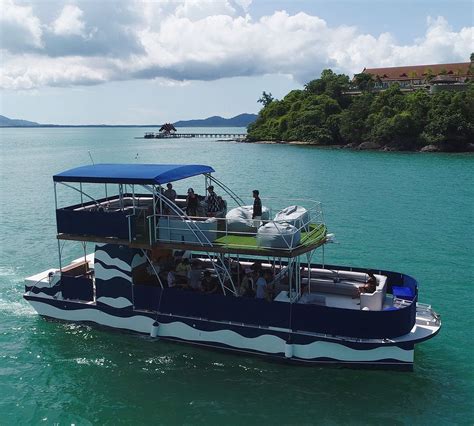 Double Deck Aluminum Power Catamaran Seats Up To 40 People And Cruises