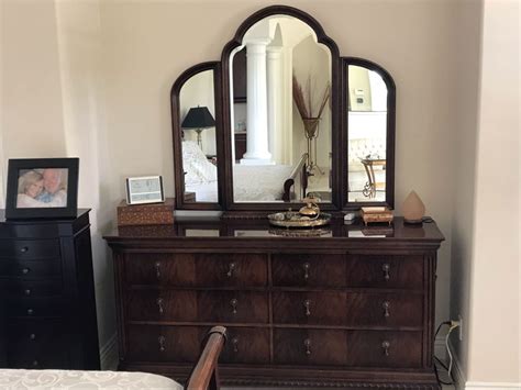 Airy leathers items at up to 70% off retail prices. Stunning National Mt. Airy 6-Drawer Chest Of Drawers ...