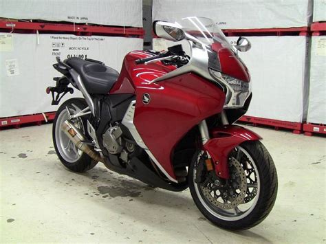 There are some other variations and models that we'll highlight in the. 2010 Honda VFR 1200F DCT AUTOMATIC Motorcycle From ...
