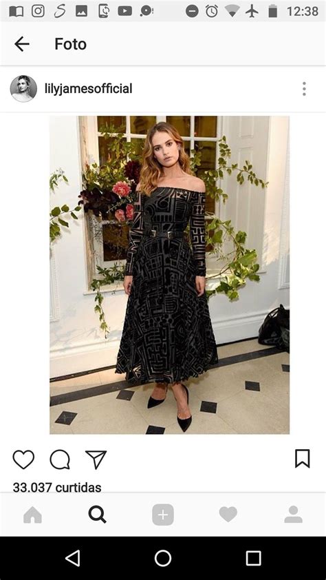 Lily james was born lily chloe ninette thomson in esher, surrey, to ninette (mantle), an actress, and jamie thomson, an actor and musician. Lily James Instagram | Mundo da moda, Looks, Moda