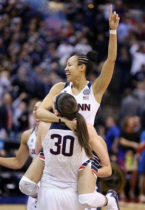 The Day In Sports April 5 Uconn Womens Basketball College