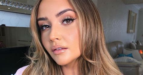 Jacqueline Jossa Shows The Reality Of Motherhood With Make Up Free