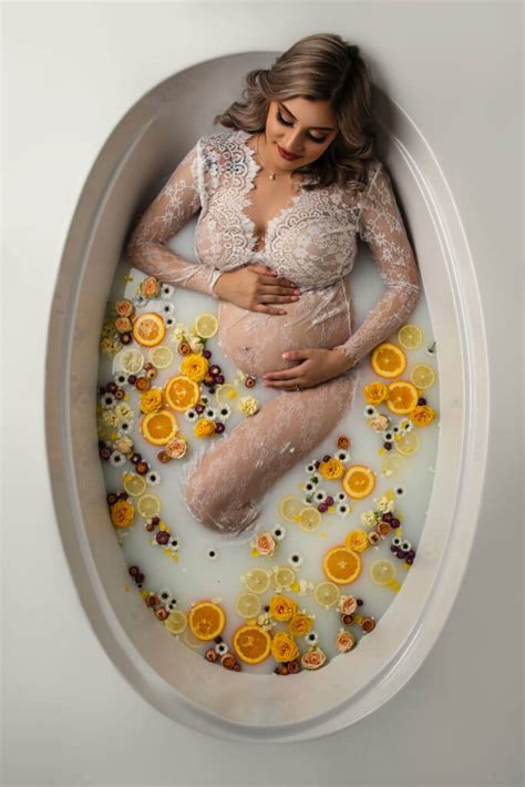 Top 5 Milk Bath Maternity Shoot