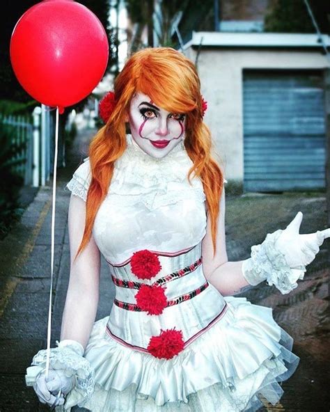 Pennywise💫 Scary Halloween Costumes Halloween Cosplay Diy Costumes Cosplay Costumes Spirit