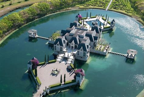 Modern Castle With A Moat In Miami Mansions Mansions Luxury