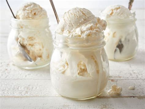 It can also be made by whisking a flavored cream base and liquid nitrogen together. Super Simple Homemade Vanilla Ice Cream | Recipe | Easy ...