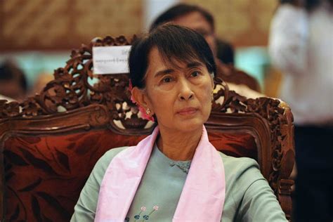 Aung san suu kyi is an activist and political opposition leader from burma. Aung San Suu Kyi en visite historique aux États-Unis