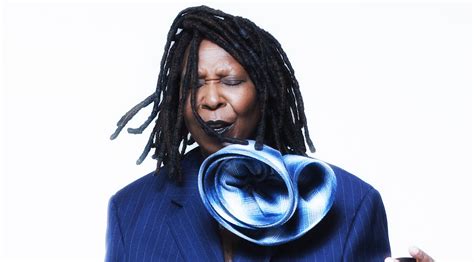 Whoopi Goldberg Opens Up About Sex Symbol Status As A Young Actress Magazine Whoopi Goldberg