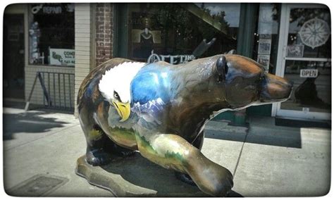 Amazing Bear Painted By Jeff Gogue From Grants Pass Or Photo By Sara