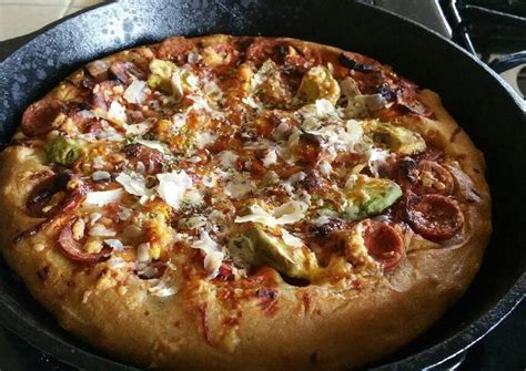 Bbq Pepperoni Deep Dish Pizza In A Cast Iron Skillet Recipe By Lamos